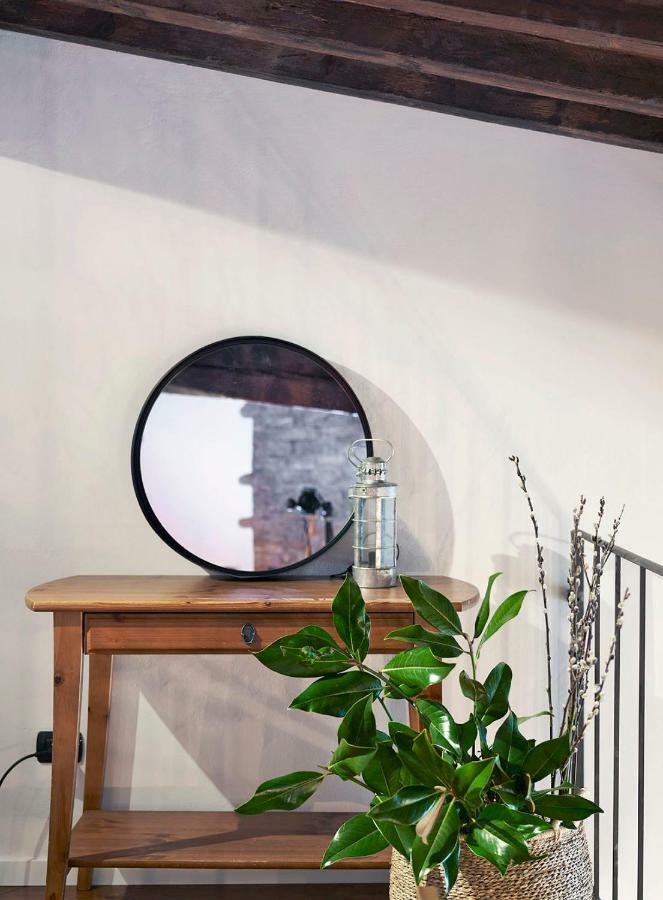 One Of A Kind Near The Duomo W/balcony Palace Apartment *