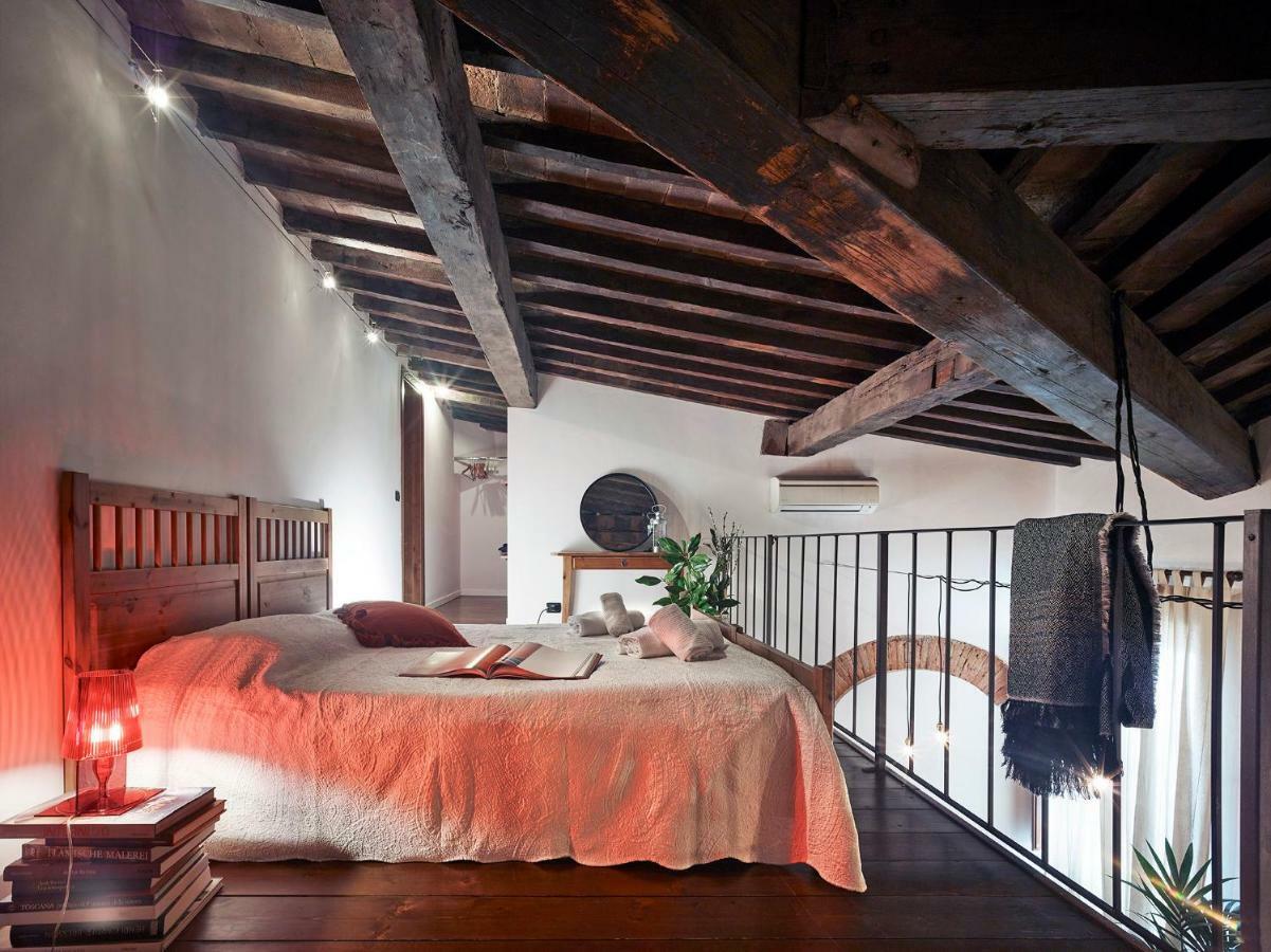 One Of A Kind Near The Duomo W/balcony Palace *