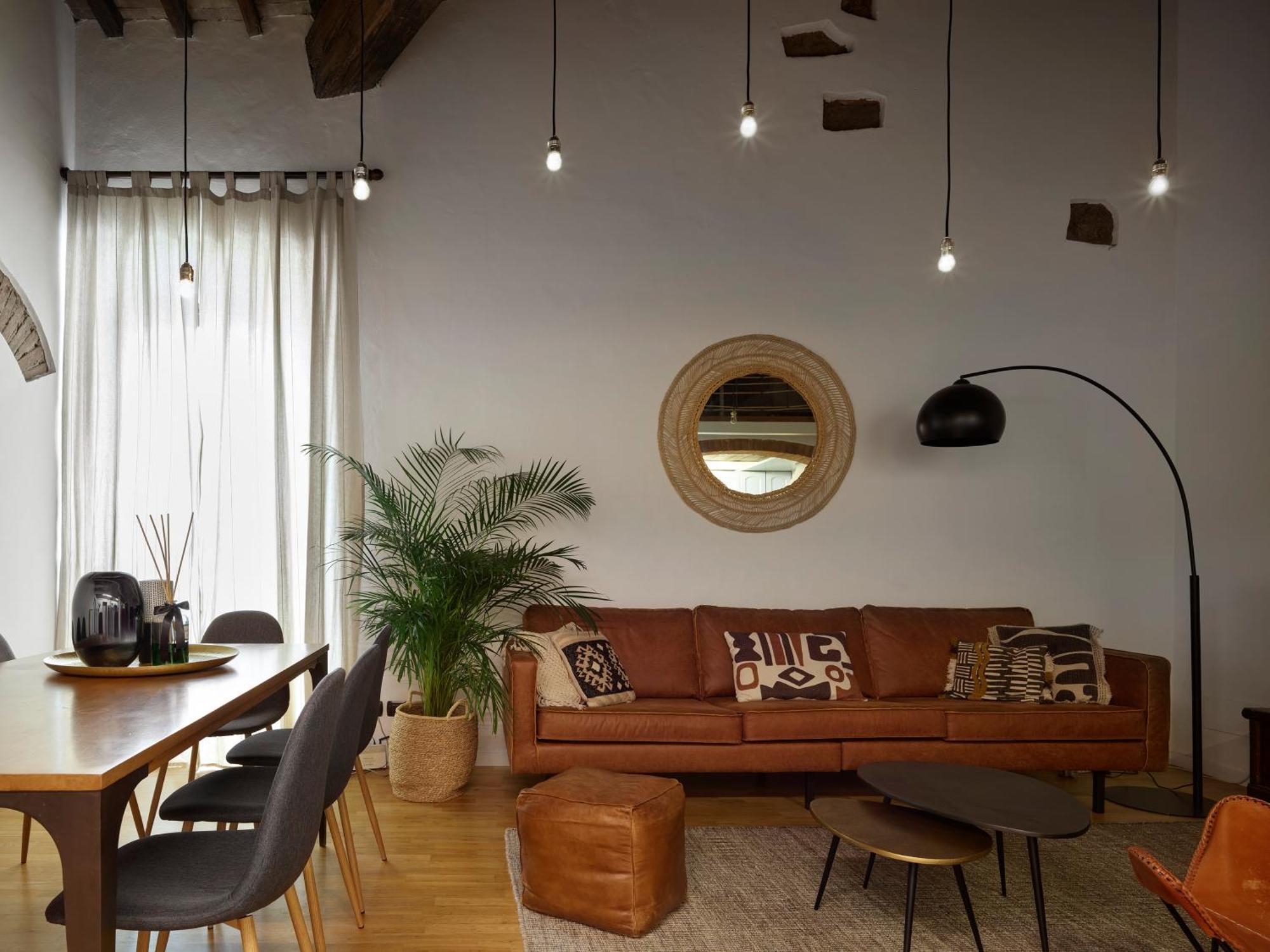 One Of A Kind Near The Duomo W/balcony Palace Apartment *